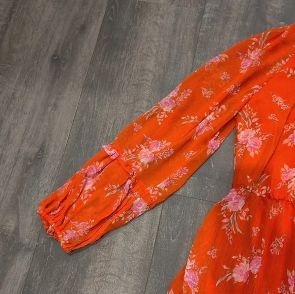 *NWT* Vince Camuto Floral Tiered Dress - Picture 6 of 7